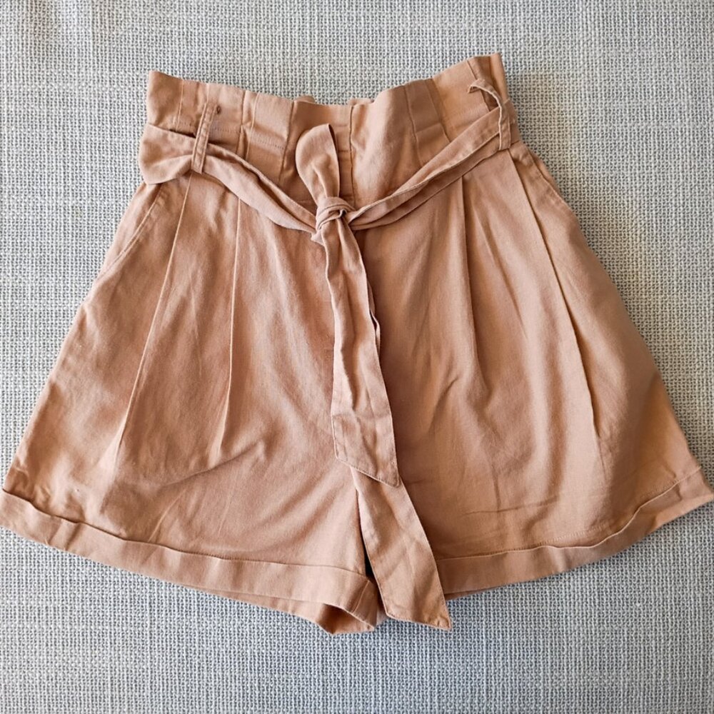 ASOS Women's Tan Paperbag High-Waisted Tailored Bermuda Shorts | Size 4